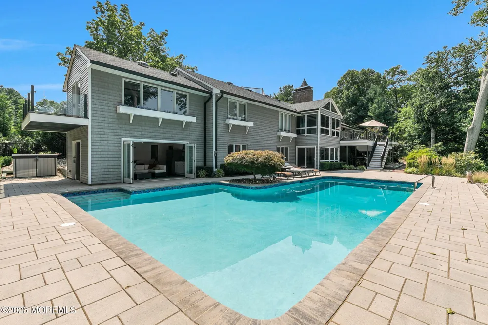 15 Page Drive Red Bank, NJ 07701