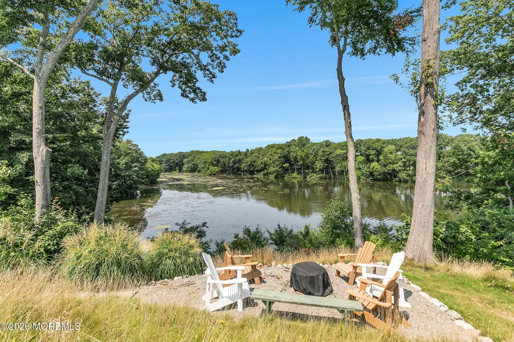 15 Page Drive Red Bank, NJ 07701