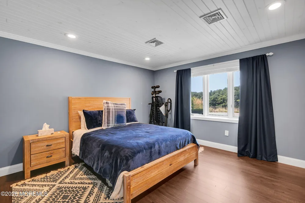 15 Page Drive Red Bank, NJ 07701