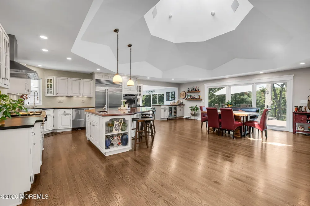 15 Page Drive Red Bank, NJ 07701