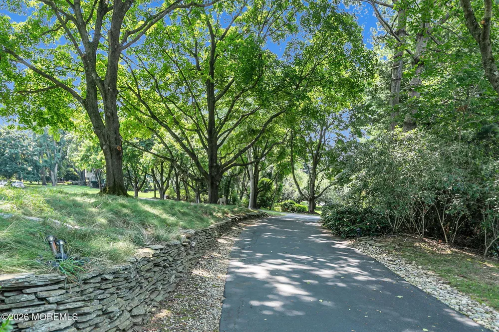 15 Page Drive Red Bank, NJ 07701