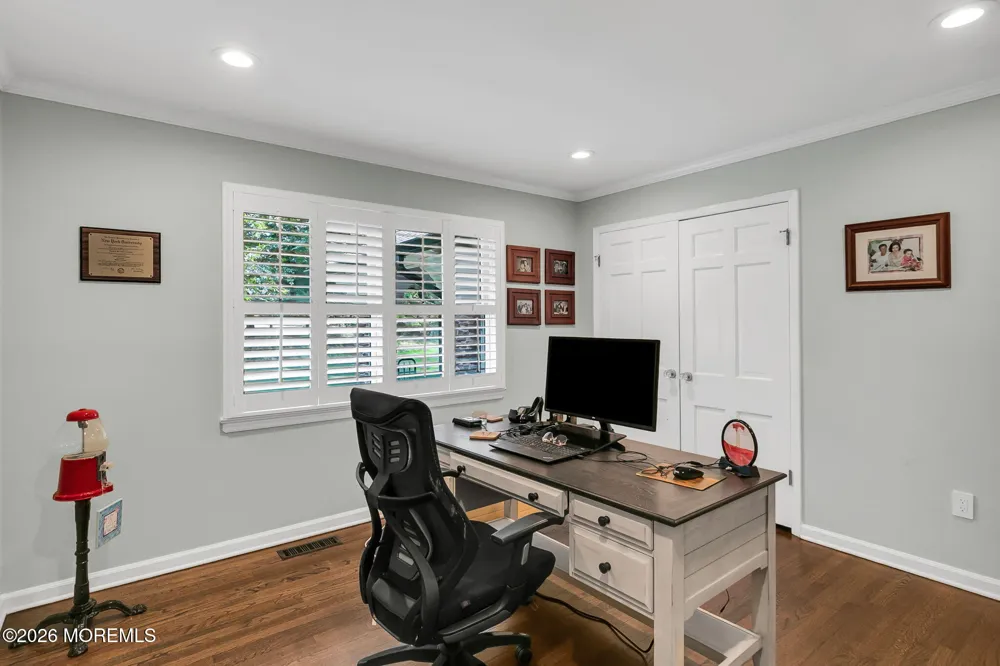 15 Page Drive Red Bank, NJ 07701