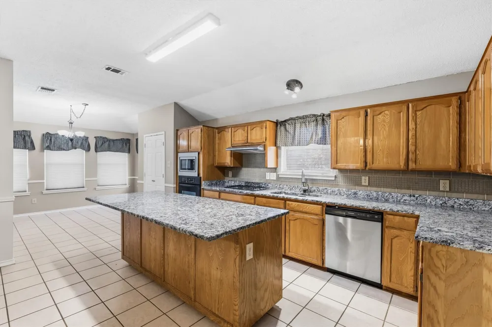 5106 Lee Hutson Lane Sachse, TX 75048