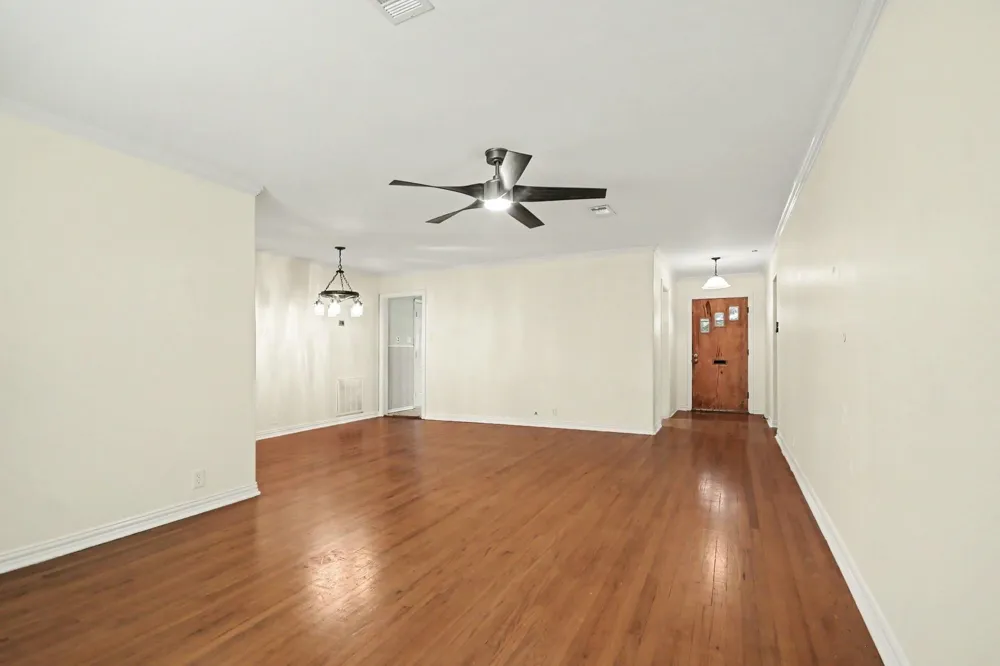 5013 Live Oak Drive Texas City, TX 77591