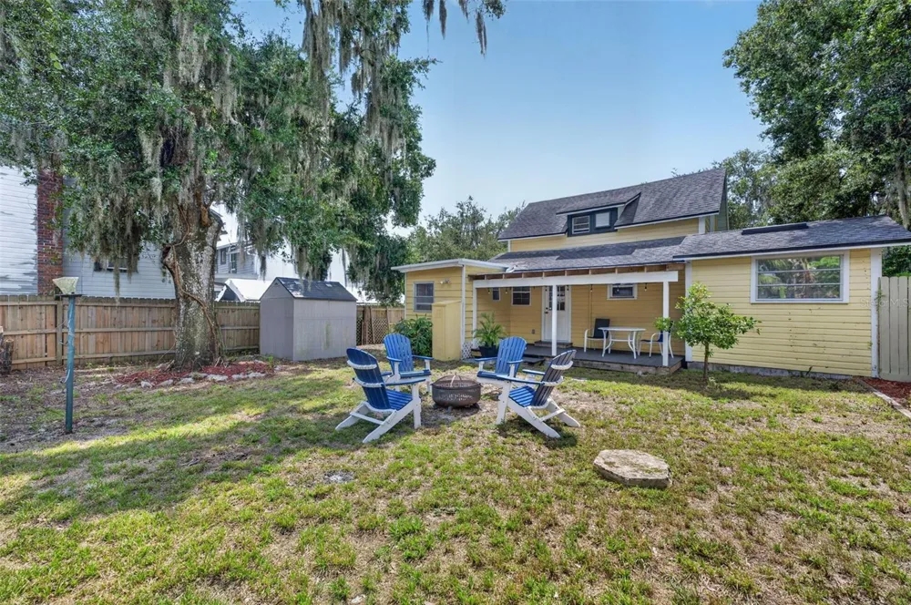 834 ALEXANDER STREET Mount Dora, FL 32757