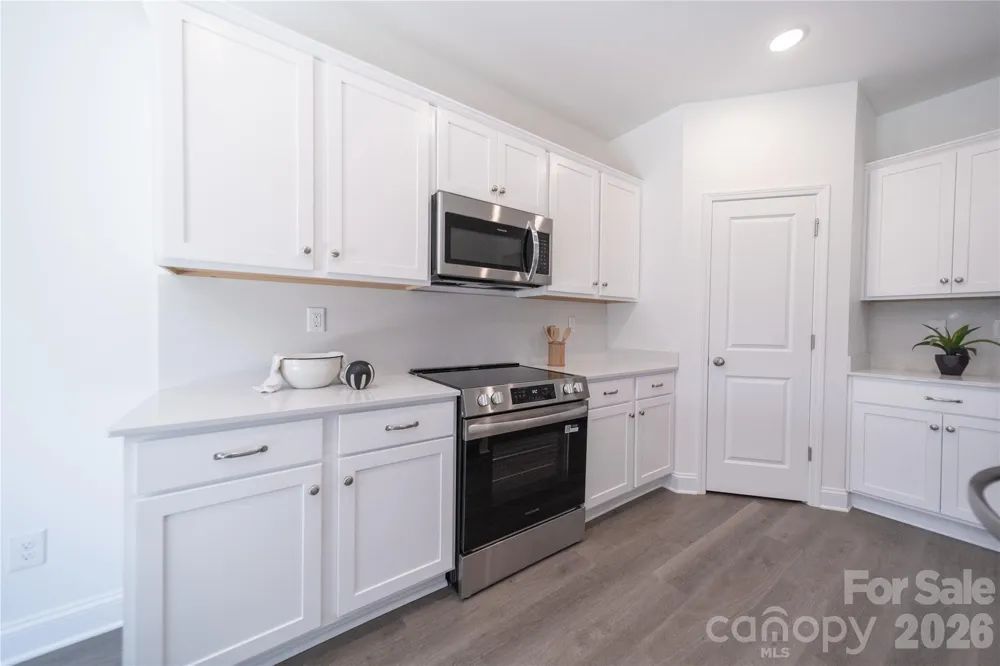 4986 Twin River Drive Denver, NC 28037