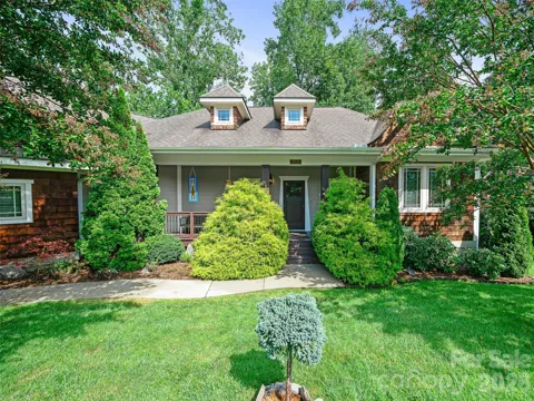 6 Oak Springs Drive
