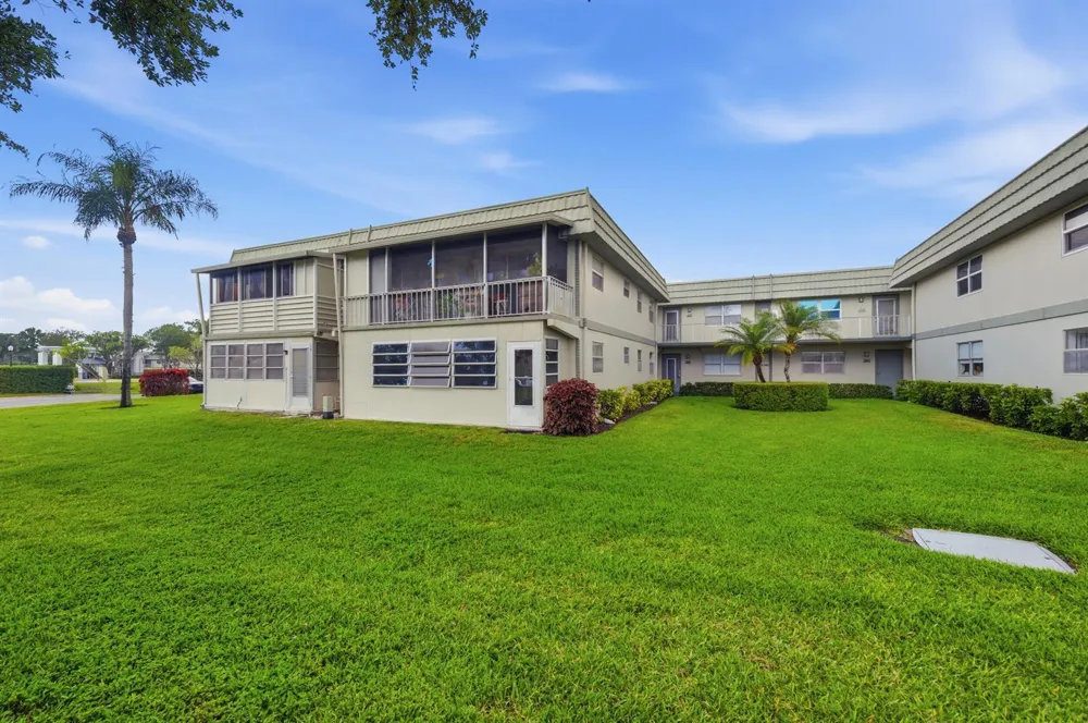 387 Flanders I Delray Beach, FL 33484