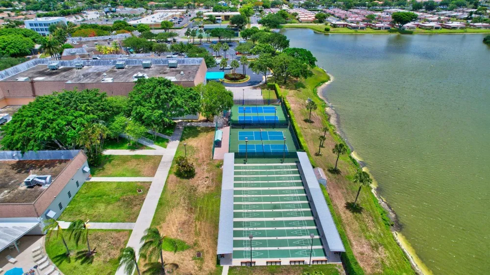 387 Flanders I Delray Beach, FL 33484