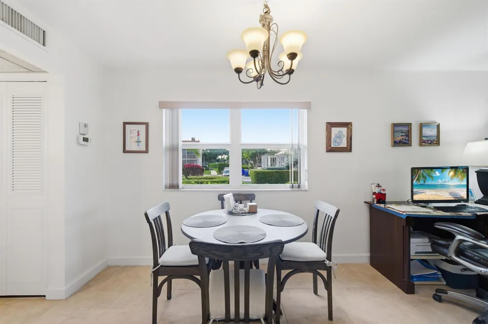387 Flanders I Delray Beach, FL 33484