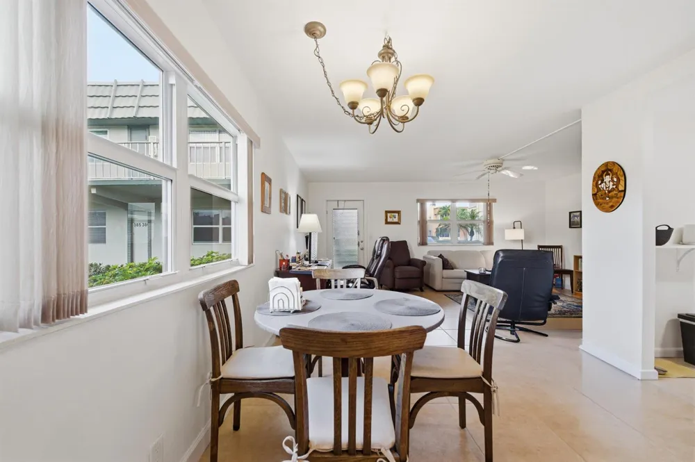 387 Flanders I Delray Beach, FL 33484