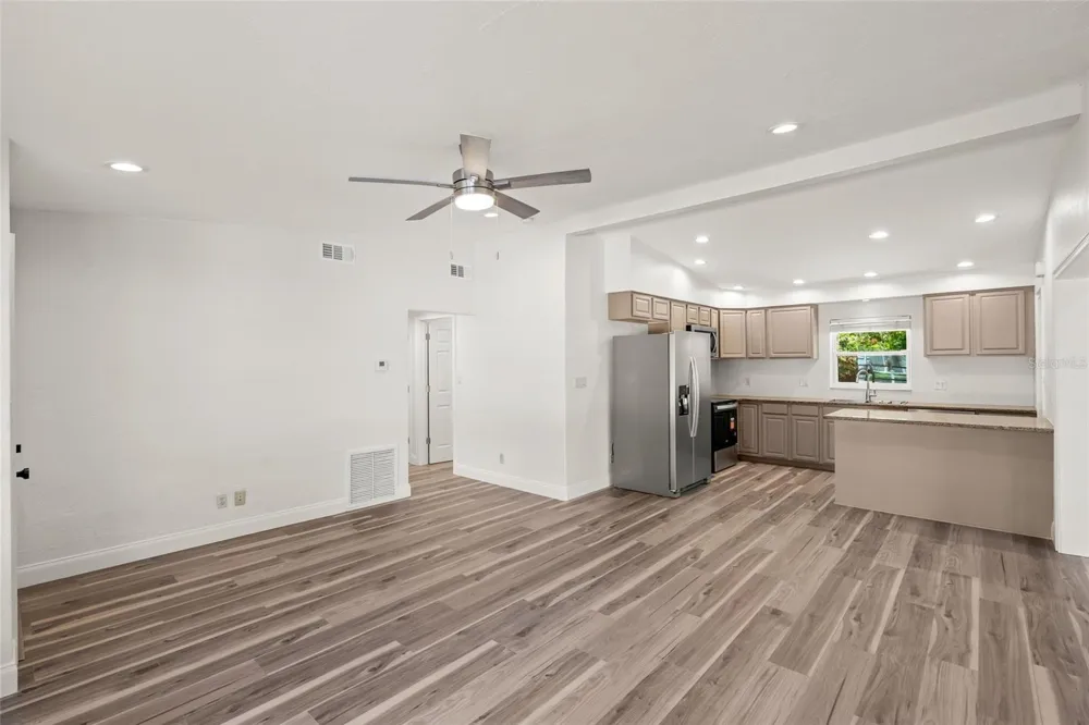 2722 INGOT PLACE Sarasota, FL 34235