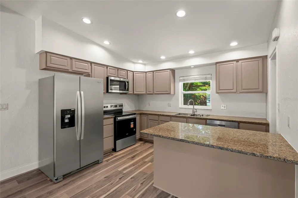 2722 INGOT PLACE Sarasota, FL 34235