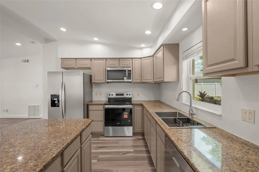 2722 INGOT PLACE Sarasota, FL 34235