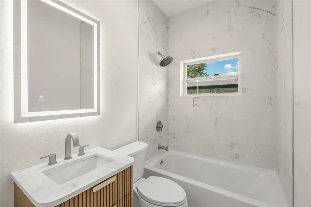 2722 INGOT PLACE Sarasota, FL 34235