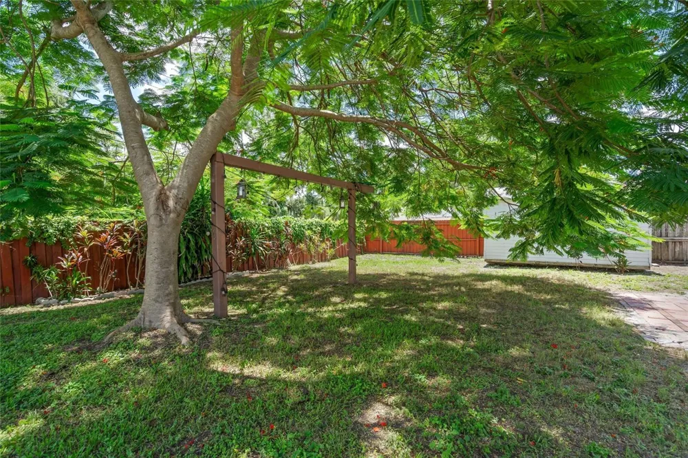 2722 INGOT PLACE Sarasota, FL 34235