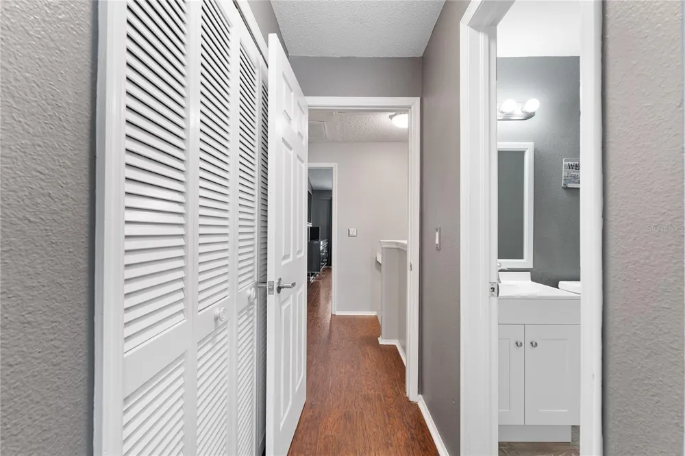 2304 FLETCHERS POINT CIRCLE Tampa, FL 33613