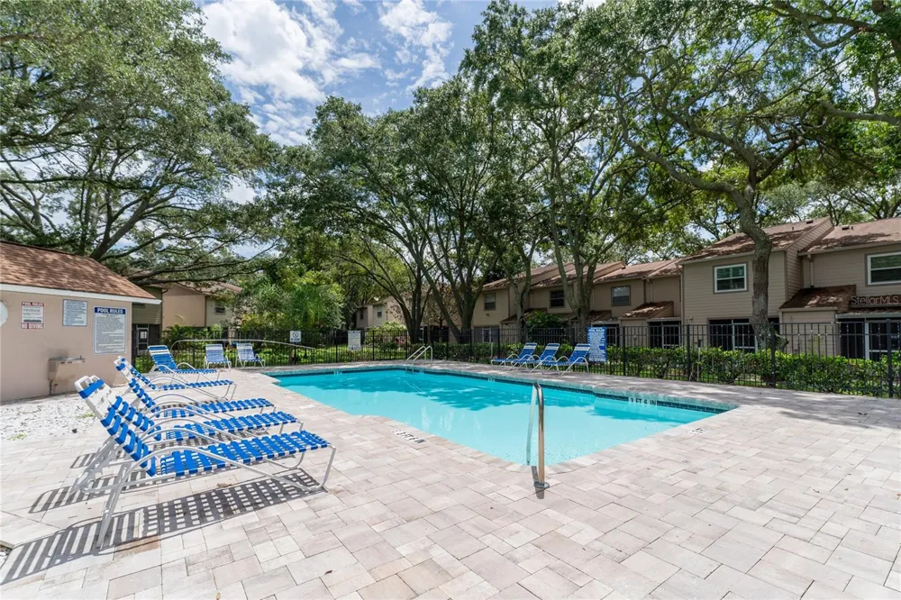 2304 FLETCHERS POINT CIRCLE Tampa, FL 33613