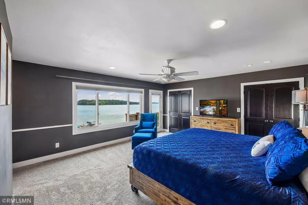 300 W Lake Street Waconia, MN 55387