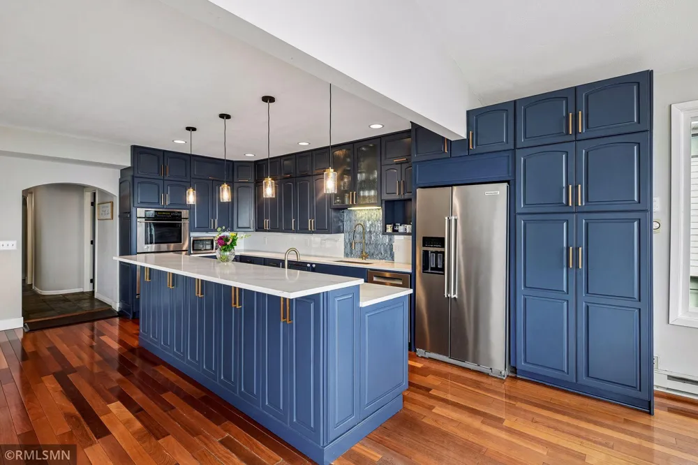 300 W Lake Street Waconia, MN 55387