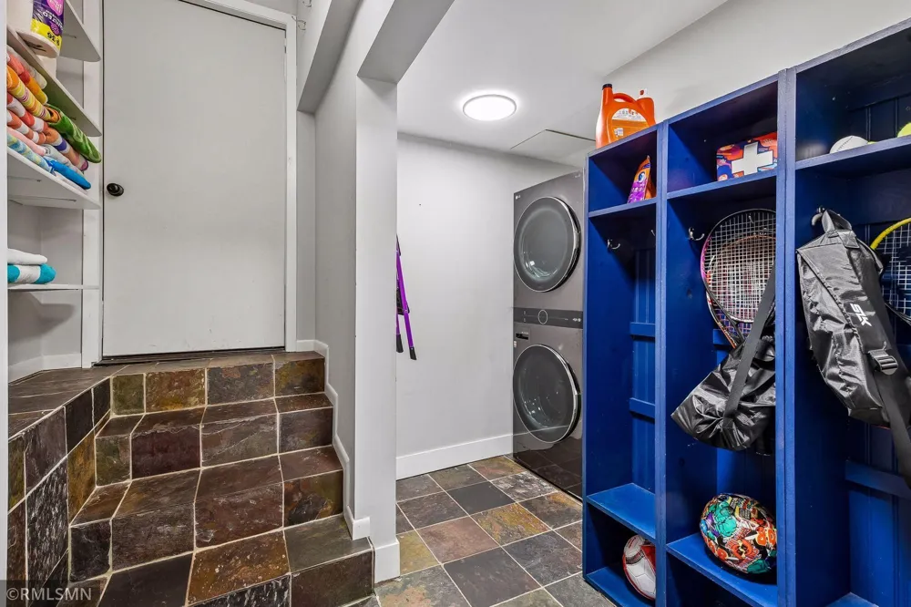 300 W Lake Street Waconia, MN 55387