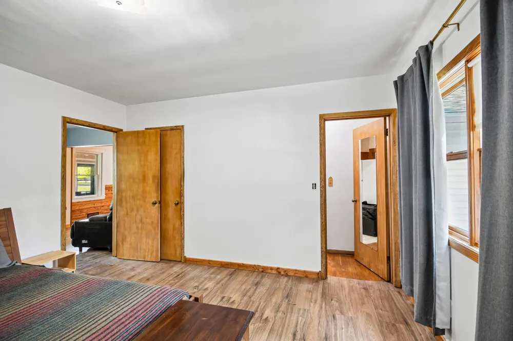 380 Mcgrann Street Green Isle, MN 55338