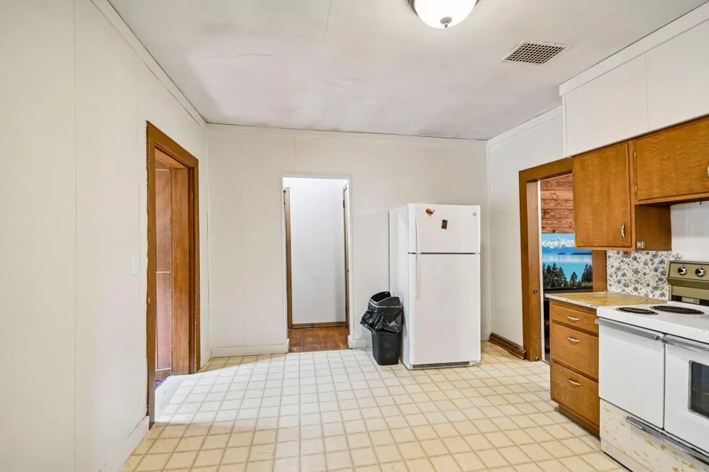 380 Mcgrann Street Green Isle, MN 55338