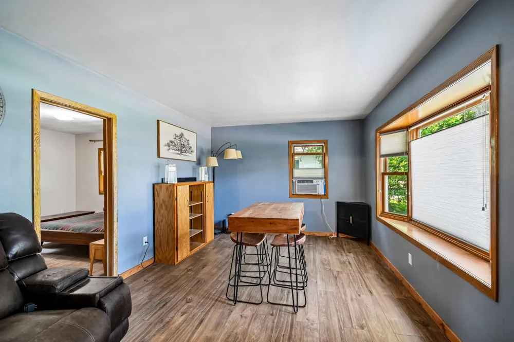 380 Mcgrann Street Green Isle, MN 55338