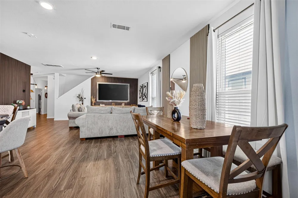 7031 Hobby Wind Ridge Drive Houston, TX 77075
