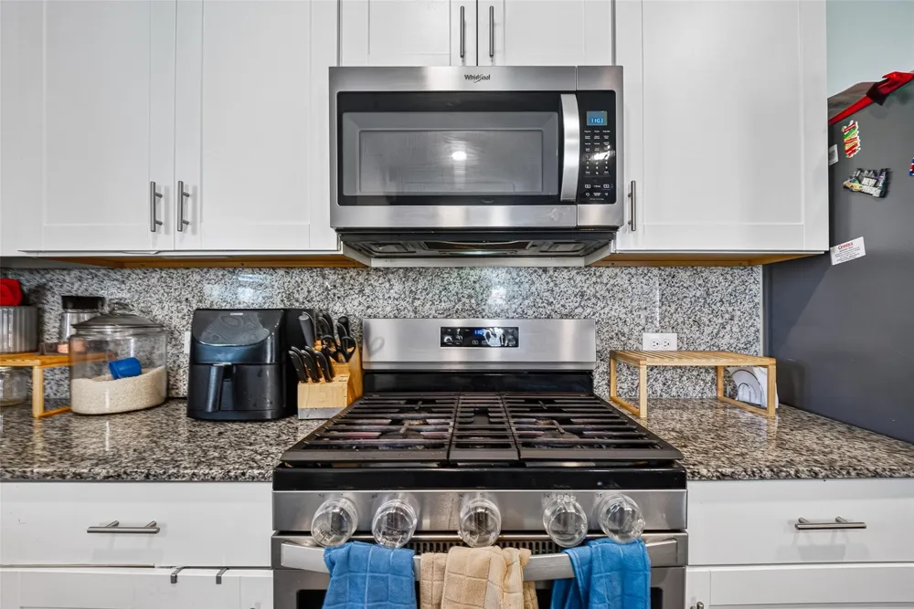7031 Hobby Wind Ridge Drive Houston, TX 77075
