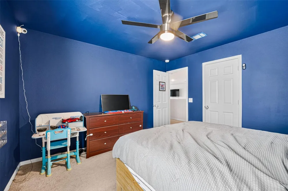 7031 Hobby Wind Ridge Drive Houston, TX 77075