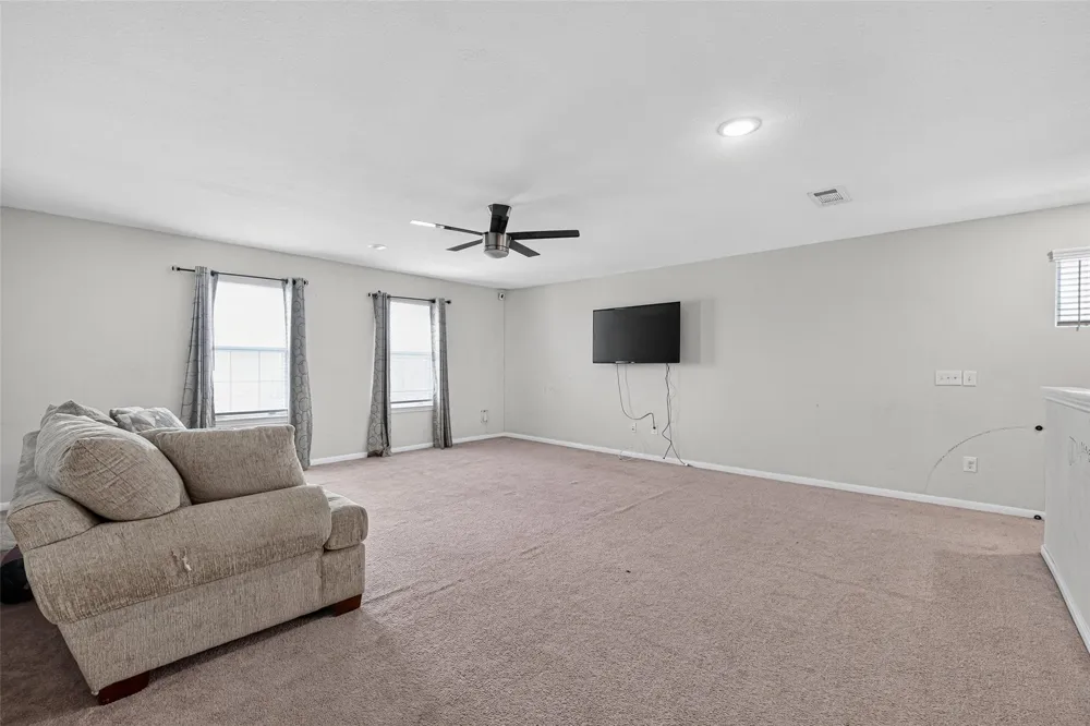 7031 Hobby Wind Ridge Drive Houston, TX 77075