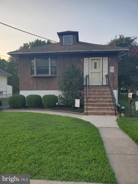 23 BROWNING AVENUE