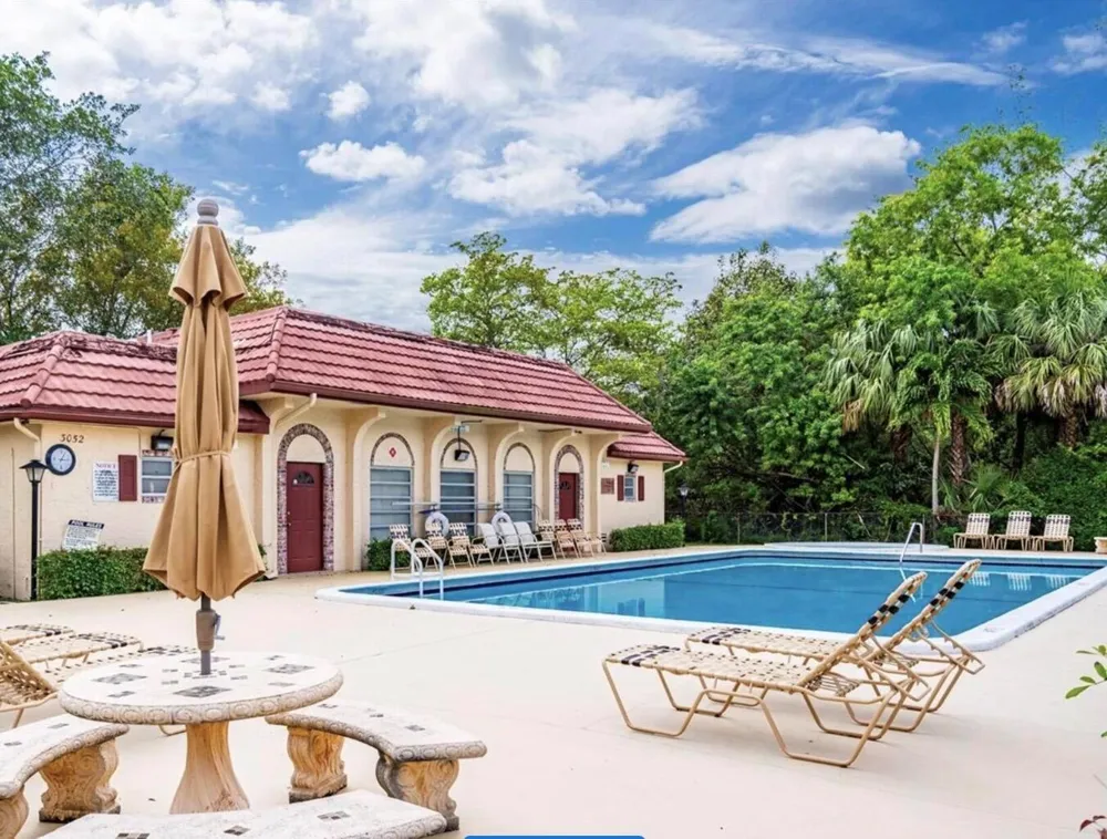 3056 Riverside Drive #c6 Coral Springs, FL 33065