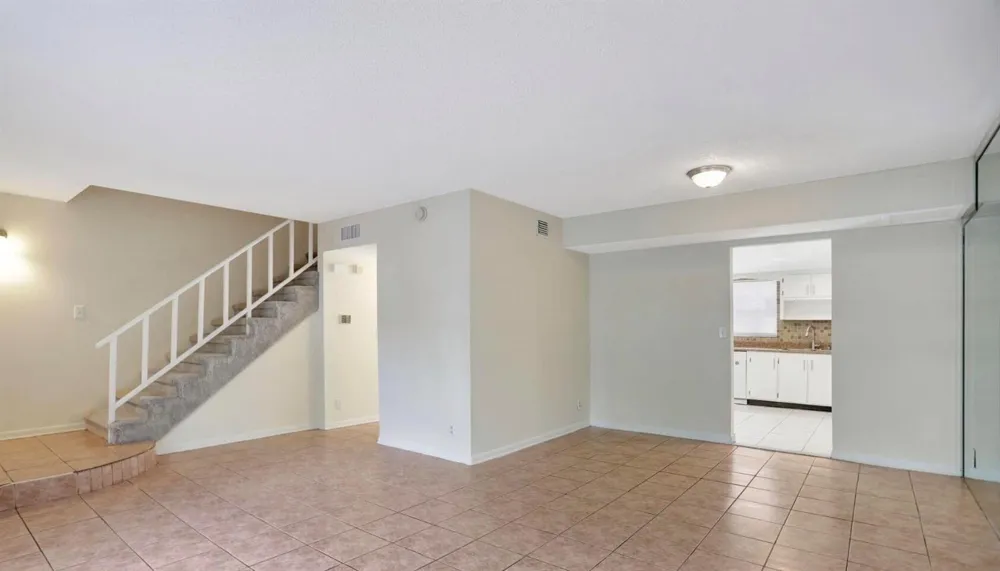 3056 Riverside Drive #c6 Coral Springs, FL 33065