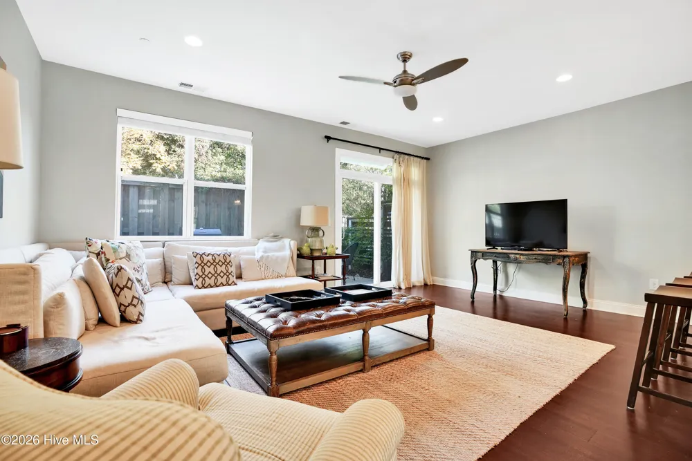 1639 Fallen Leaf Lane #B Wilmington, NC 28403