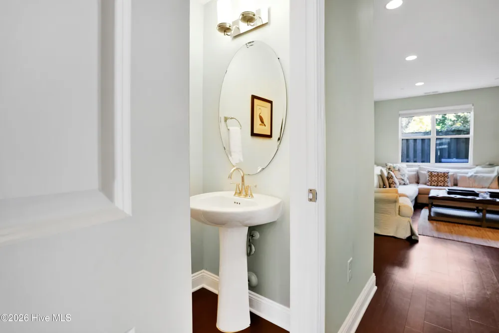 1639 Fallen Leaf Lane #B Wilmington, NC 28403