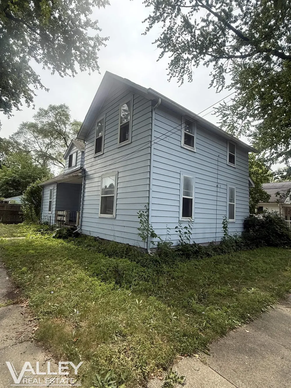 1221 Cass Street Saginaw City, MI 48602
