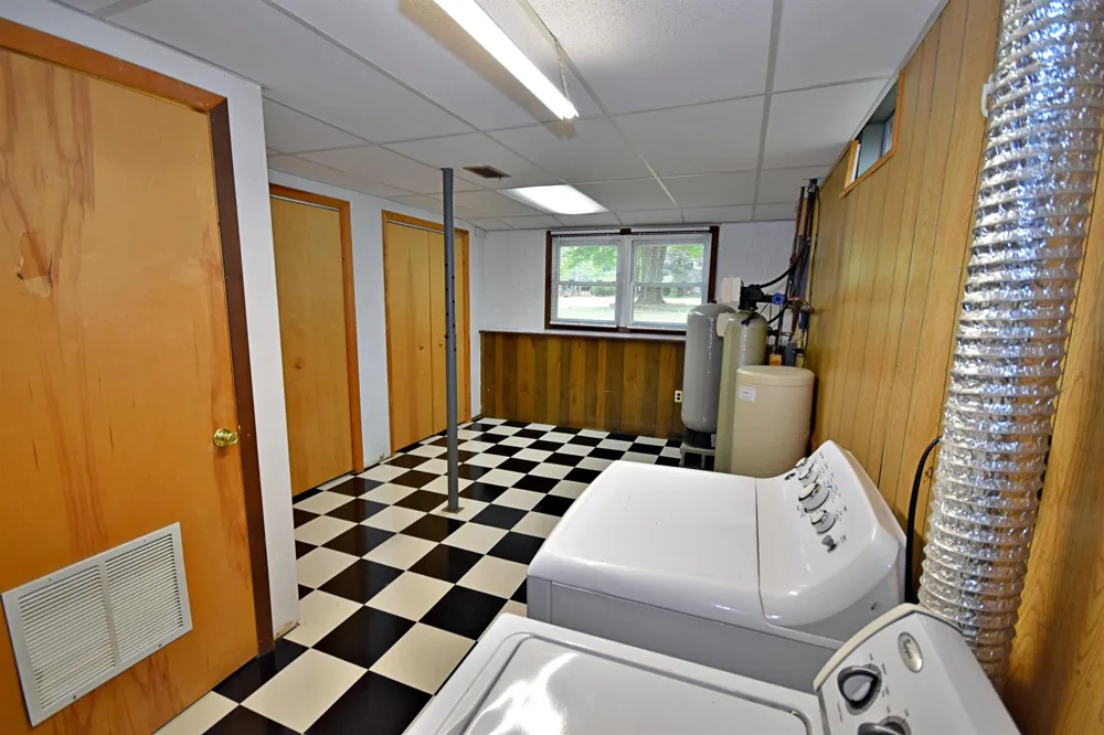 8133 Cherry Lane Cherry Grove Township, MI 49601