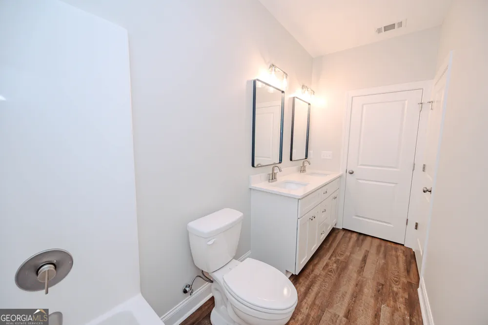 905 Sweet Magnolia Circle Dublin, GA 31021