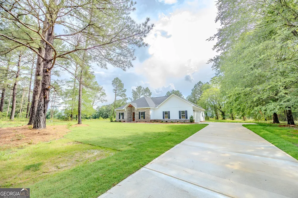 905 Sweet Magnolia Circle Dublin, GA 31021