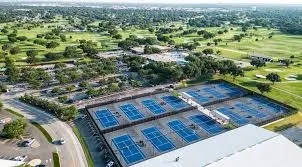 4074 Oak Circle Addison, TX 75001