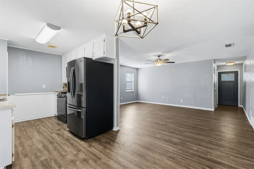 1420 Laurel Lane Cleburne, TX 76033