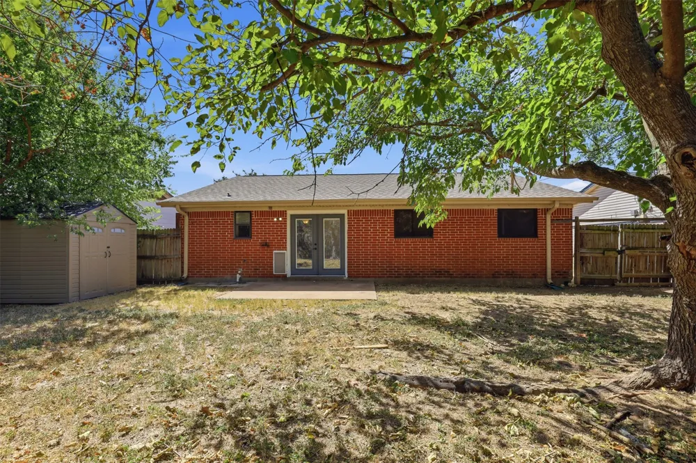 1420 Laurel Lane Cleburne, TX 76033