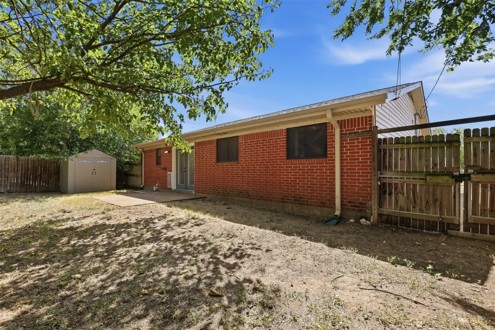 1420 Laurel Lane Cleburne, TX 76033