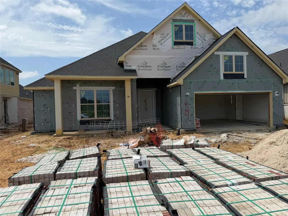 624 Golden Aster Boulevard Waller, TX 77484