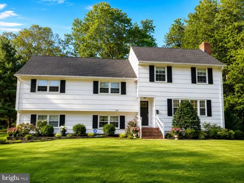 269 SHADYBROOK LANE