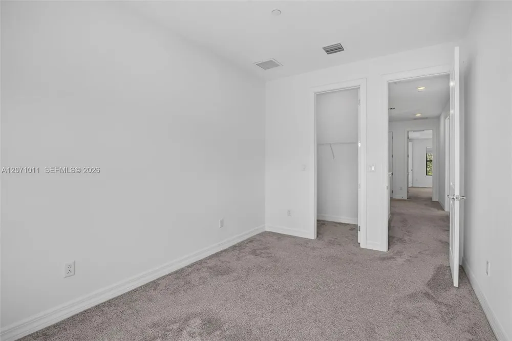 771 NW 84th Ter Plantation, FL 33324