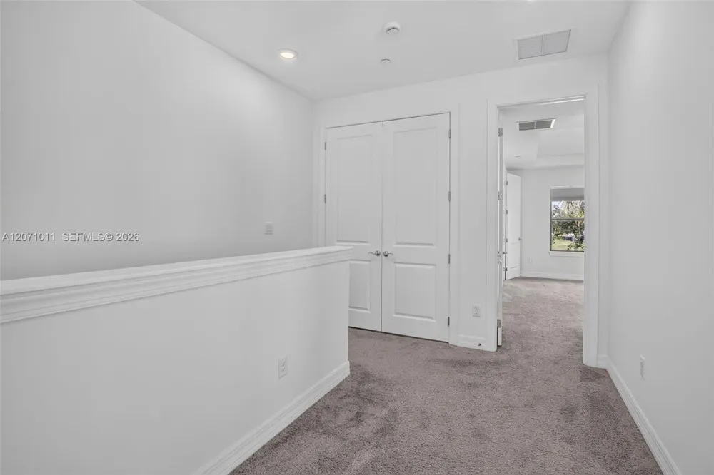 771 NW 84th Ter Plantation, FL 33324