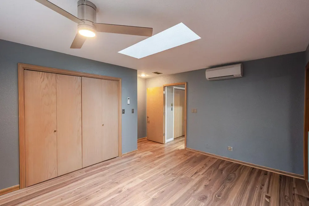 5159 Barclay La Porte, IN 46350